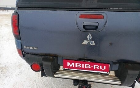 Mitsubishi L200 IV рестайлинг, 2008 год, 800 000 рублей, 5 фотография