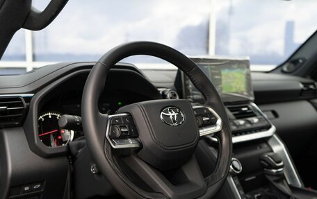 Toyota Land Cruiser, 2025 год, 16 200 000 рублей, 13 фотография