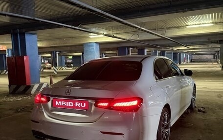 Mercedes-Benz E-Класс, 2020 год, 4 250 000 рублей, 15 фотография