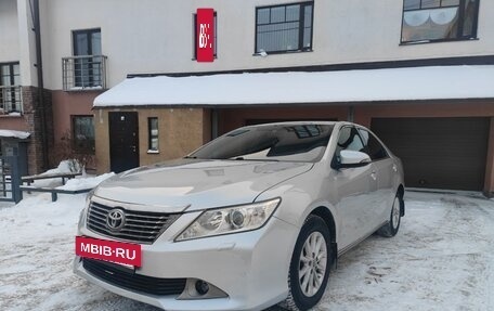 Toyota Camry, 2012 год, 1 600 000 рублей, 2 фотография