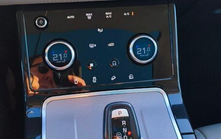 Land Rover Range Rover Evoque II, 2019 год, 4 150 000 рублей, 13 фотография