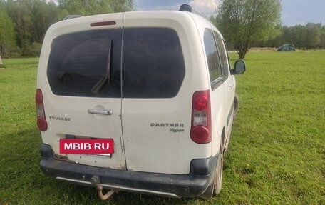 Peugeot Partner II рестайлинг 2, 2011 год, 750 000 рублей, 7 фотография