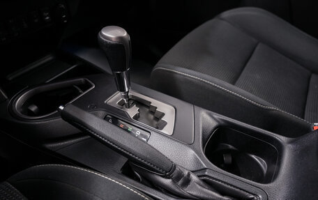 Toyota RAV4, 2019 год, 2 850 000 рублей, 16 фотография