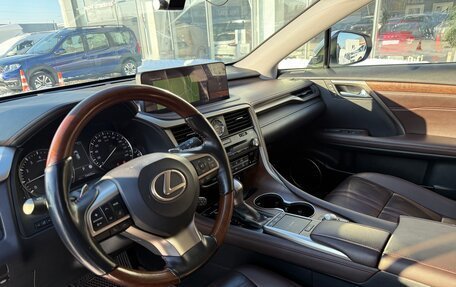 Lexus RX IV рестайлинг, 2021 год, 9 000 000 рублей, 12 фотография