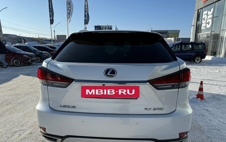 Lexus RX IV рестайлинг, 2021 год, 9 000 000 рублей, 6 фотография