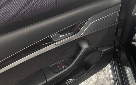 Audi A8, 2016 год, 2 400 000 рублей, 10 фотография