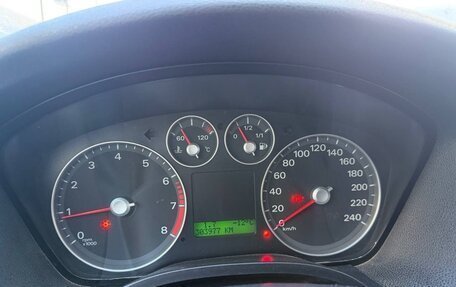 Ford Focus II рестайлинг, 2005 год, 250 000 рублей, 21 фотография