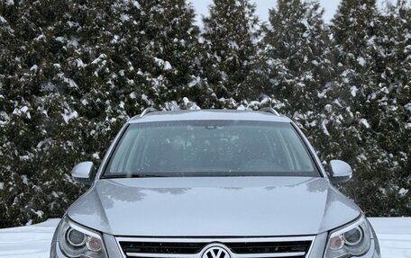Volkswagen Tiguan I, 2011 год, 930 000 рублей, 2 фотография