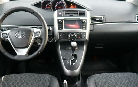 Toyota Verso I, 2014 год, 1 580 000 рублей, 6 фотография