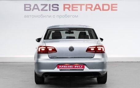 Volkswagen Passat B7, 2011 год, 950 000 рублей, 6 фотография