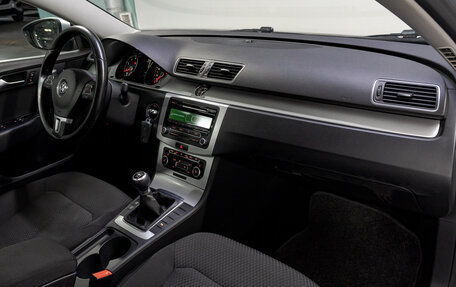 Volkswagen Passat B7, 2011 год, 950 000 рублей, 16 фотография