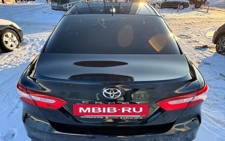 Toyota Camry, 2018 год, 2 700 000 рублей, 11 фотография