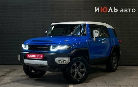 Toyota FJ Cruiser, 2008 год, 2 470 000 рублей, 1 фотография