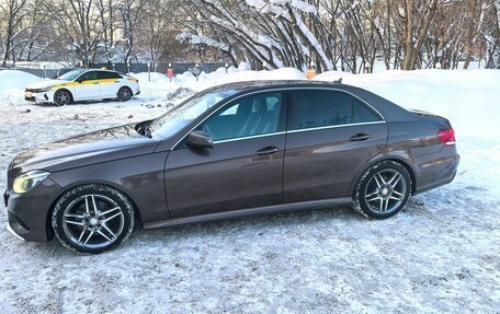 Mercedes-Benz E-Класс, 2015 год, 2 200 000 рублей, 1 фотография