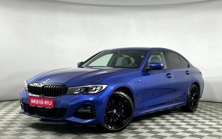 BMW 3 серия, 2020 год, 4 285 000 рублей, 1 фотография