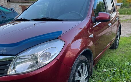 Renault Sandero I, 2011 год, 320 000 рублей, 1 фотография