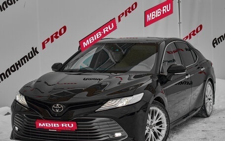 Toyota Camry, 2019 год, 3 450 000 рублей, 1 фотография