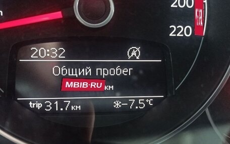 Volkswagen up! I рестайлинг, 2021 год, 999 000 рублей, 12 фотография