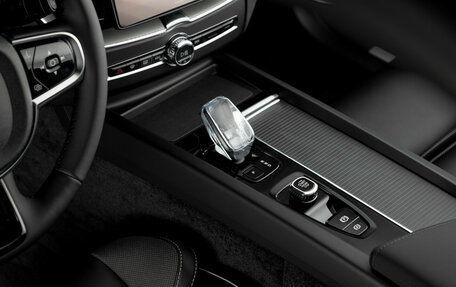 Volvo XC60 II, 2025 год, 6 900 000 рублей, 12 фотография