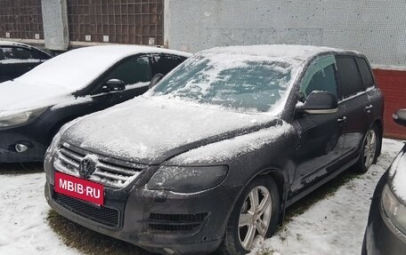 Volkswagen Touareg III, 2008 год, 694 260 рублей, 2 фотография