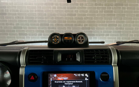 Toyota FJ Cruiser, 2008 год, 2 470 000 рублей, 9 фотография