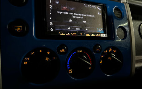 Toyota FJ Cruiser, 2008 год, 2 470 000 рублей, 10 фотография