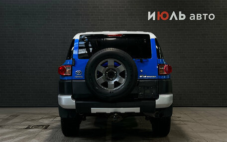 Toyota FJ Cruiser, 2008 год, 2 470 000 рублей, 6 фотография