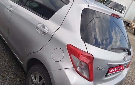 Toyota Vitz, 2012 год, 358 000 рублей, 1 фотография