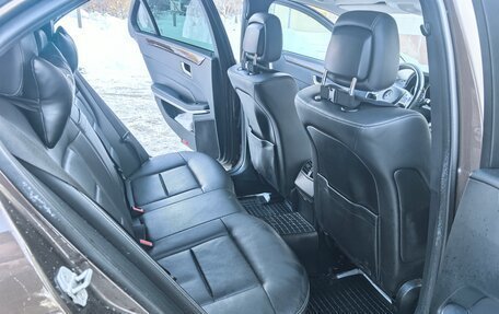 Mercedes-Benz E-Класс, 2015 год, 2 200 000 рублей, 7 фотография