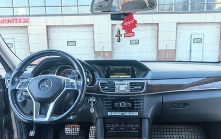 Mercedes-Benz E-Класс, 2015 год, 2 200 000 рублей, 5 фотография