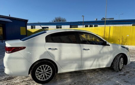 KIA Rio IV, 2020 год, 1 700 000 рублей, 3 фотография