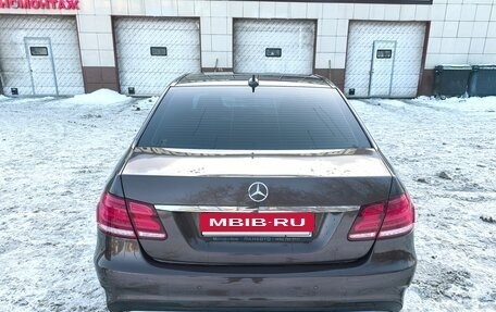 Mercedes-Benz E-Класс, 2015 год, 2 200 000 рублей, 3 фотография