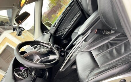 Mercedes-Benz GL-Класс, 2011 год, 1 900 000 рублей, 10 фотография