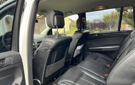 Mercedes-Benz GL-Класс, 2011 год, 1 900 000 рублей, 12 фотография