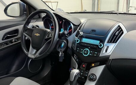 Chevrolet Cruze II, 2013 год, 785 000 рублей, 4 фотография