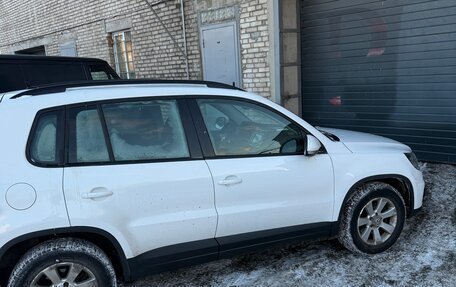 Volkswagen Tiguan I, 2013 год, 1 090 000 рублей, 2 фотография