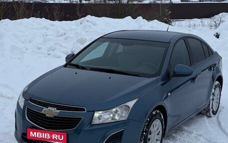 Chevrolet Cruze II, 2013 год, 785 000 рублей, 3 фотография