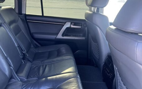 Toyota Land Cruiser 200, 2010 год, 2 850 000 рублей, 15 фотография