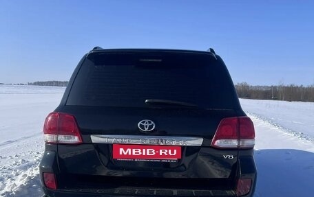 Toyota Land Cruiser 200, 2010 год, 2 850 000 рублей, 4 фотография