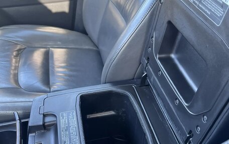 Toyota Land Cruiser 200, 2010 год, 2 850 000 рублей, 21 фотография