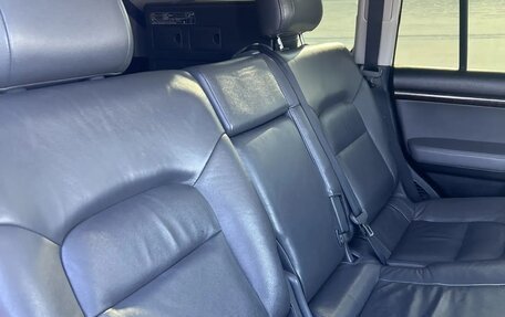 Toyota Land Cruiser 200, 2010 год, 2 850 000 рублей, 28 фотография