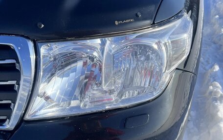 Toyota Land Cruiser 200, 2010 год, 2 850 000 рублей, 24 фотография