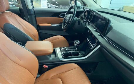 KIA Carnival, 2023 год, 4 710 000 рублей, 10 фотография