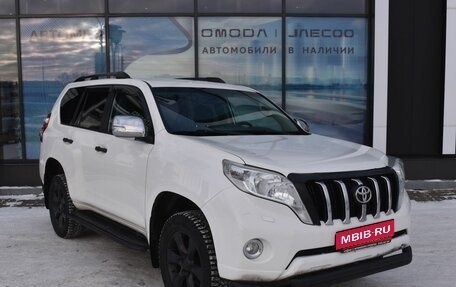 Toyota Land Cruiser Prado 150 рестайлинг 2, 2017 год, 3 220 000 рублей, 3 фотография