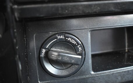 Toyota Land Cruiser Prado 150 рестайлинг 2, 2017 год, 3 220 000 рублей, 16 фотография