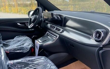 Mercedes-Benz V-Класс, 2025 год, 18 120 000 рублей, 3 фотография