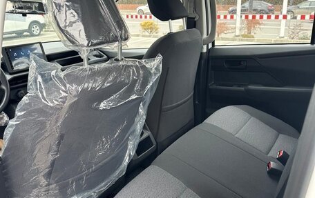 Toyota Hilux, 2025 год, 5 543 400 рублей, 11 фотография