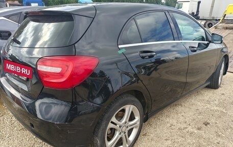 Mercedes-Benz A-Класс, 2015 год, 990 000 рублей, 7 фотография