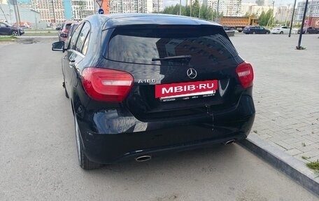 Mercedes-Benz A-Класс, 2015 год, 990 000 рублей, 10 фотография