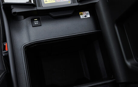 Lexus LX, 2025 год, 19 900 000 рублей, 30 фотография